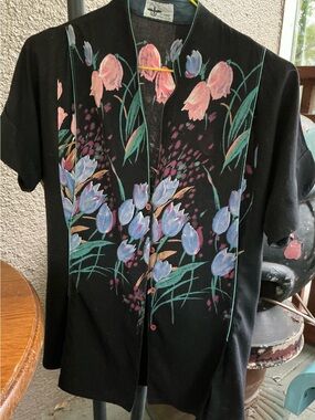 Vintage Black Floral Button-Front rayon blouse By Hand of Berkeley M